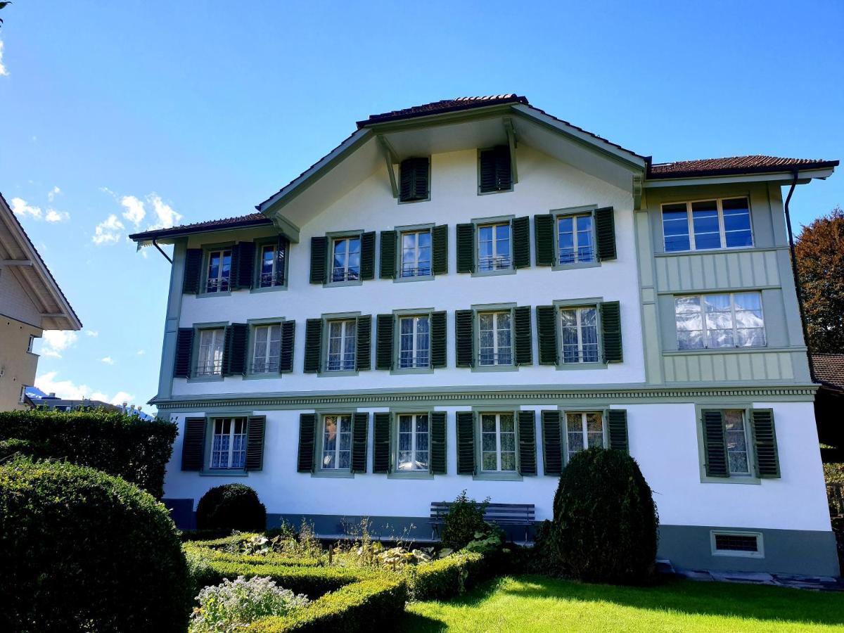 Interlaken Town House Sleeps 12 Guests Central Zewnętrze zdjęcie